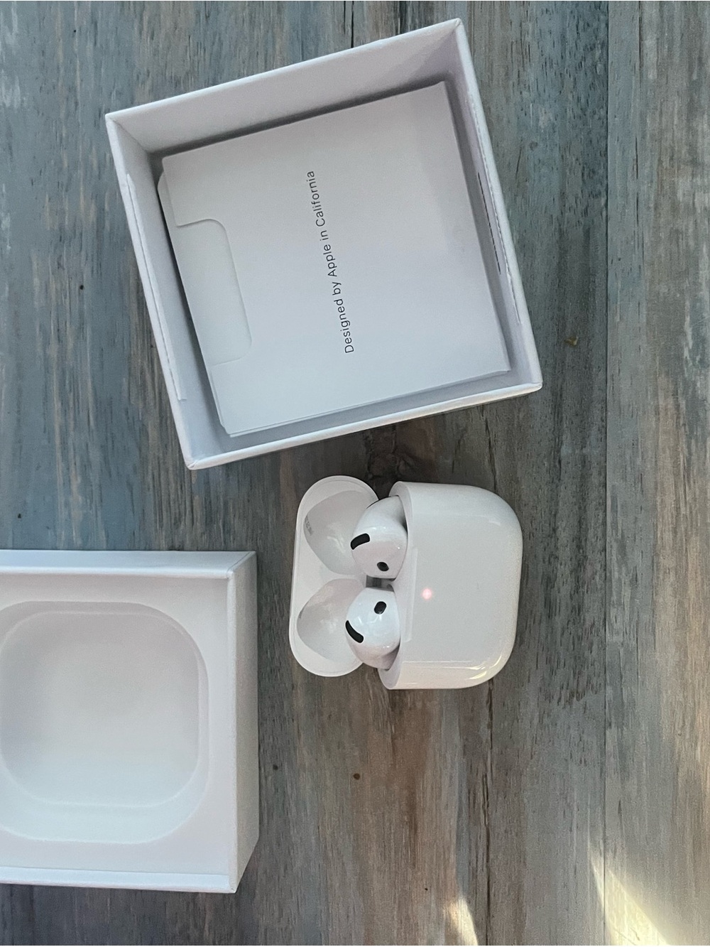 Apple White Wireless Earbuds with Charging Case and Box